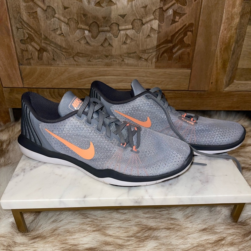 Nike Flex Supreme TR5 Training Shoes